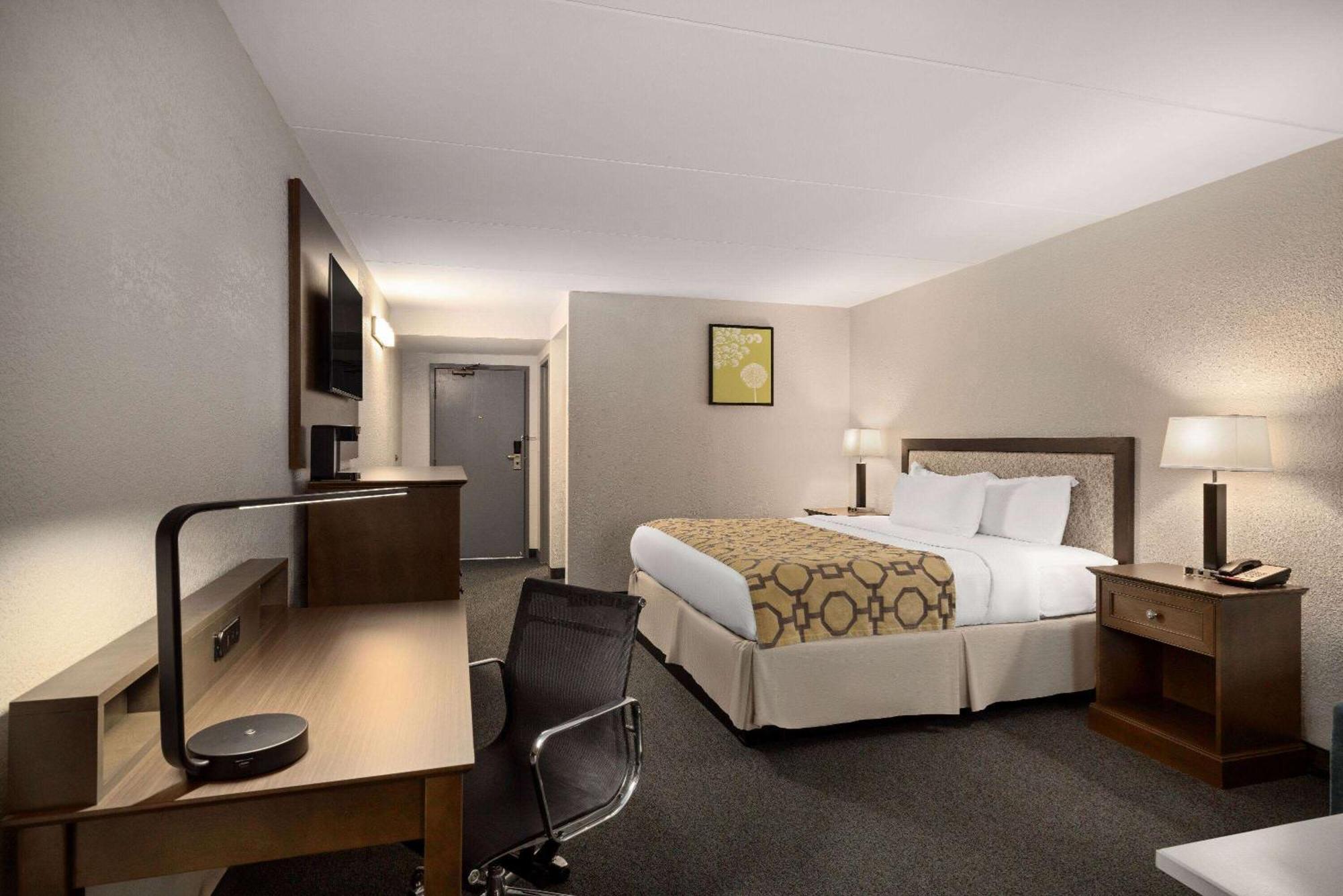 Baymont By Wyndham Shakopee Hotel Exterior foto